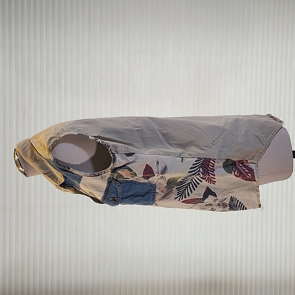 Floral Denim Vest - Picture 5 of 10